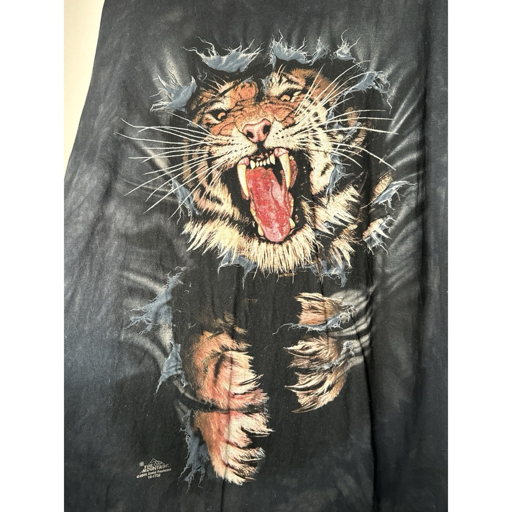 Vintage Y2K The Mountain Roaring Tiger Graphic T Shirt XL USA Made Black - Picture 2 of 8